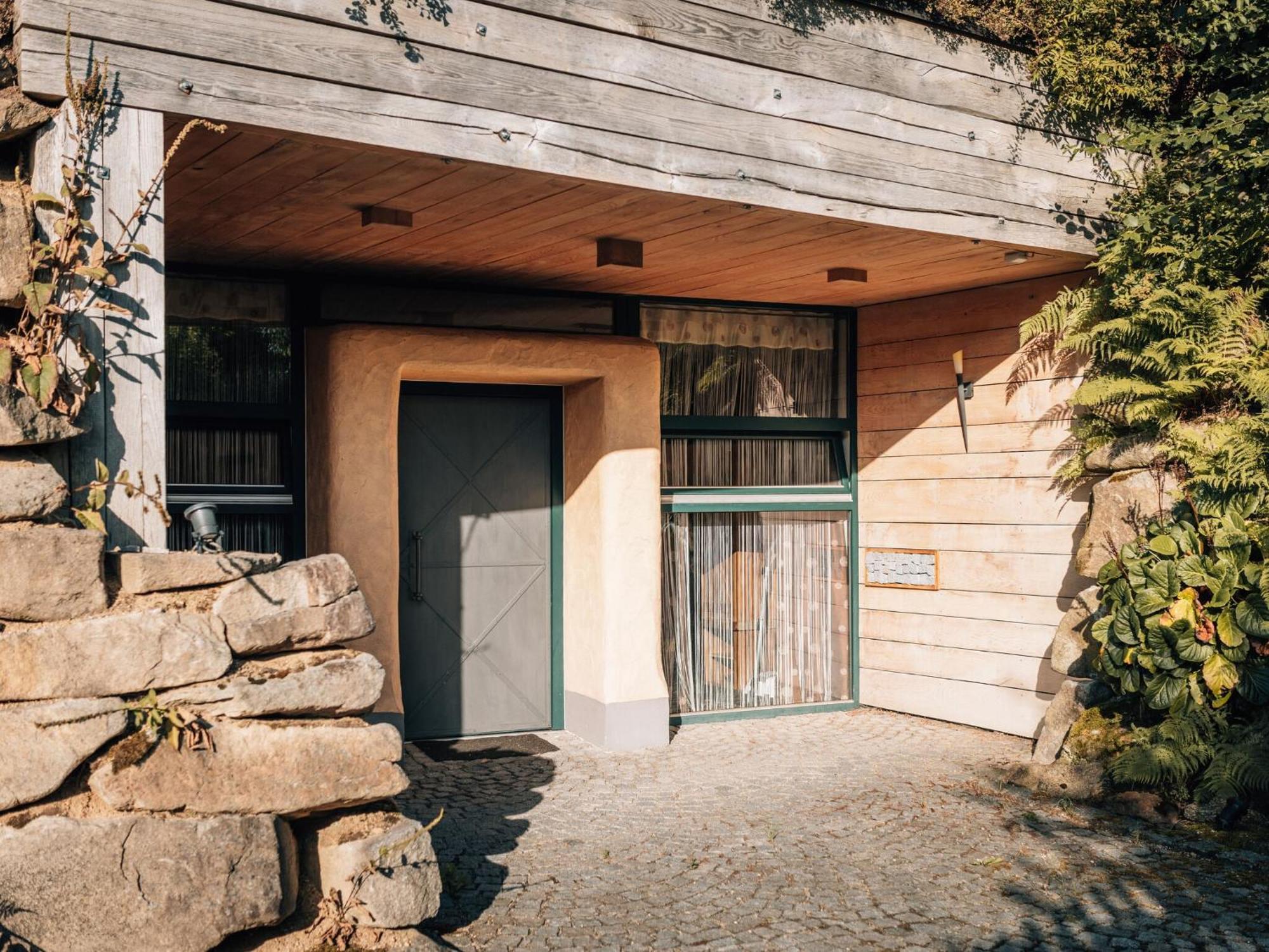 Holiday Home With Whirlpool And Sauna In Viechtach Luaran gambar